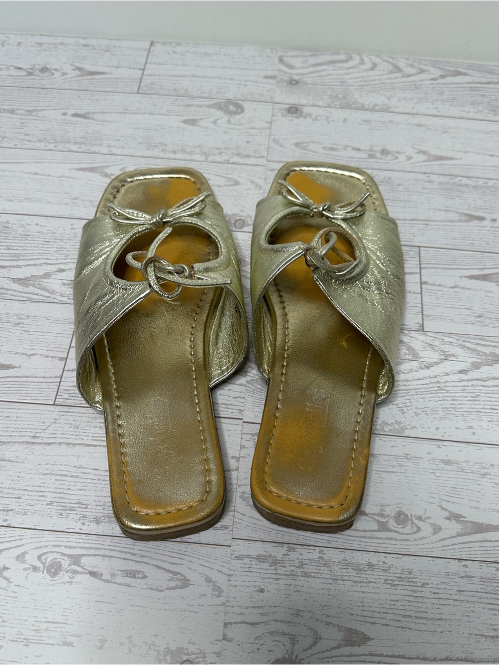 Seychelles Metallic Gold Knotted Slide Sandals - Picture 2 of 5